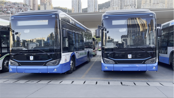 綠色低碳城,吉利星際氫燃料電池城市客車交付攀枝花